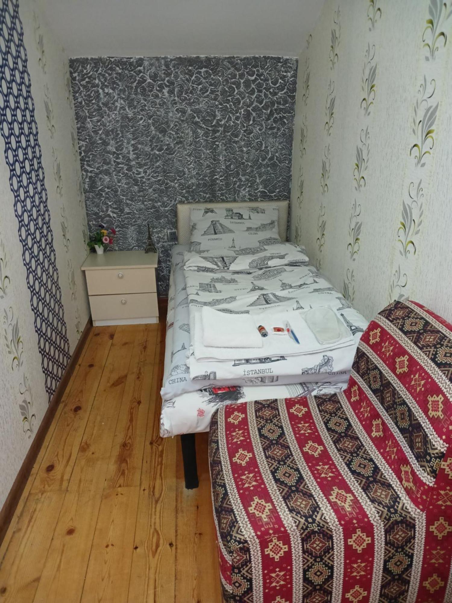 Cth-Baku-Hostel Екстериор снимка
